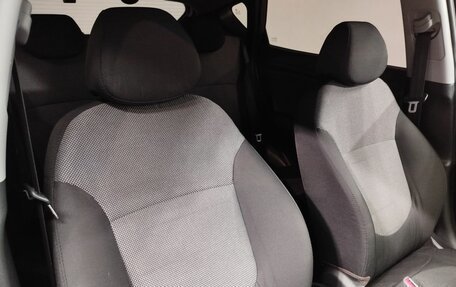 Hyundai Solaris II рестайлинг, 2013 год, 863 000 рублей, 16 фотография