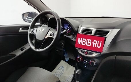 Hyundai Solaris II рестайлинг, 2013 год, 863 000 рублей, 11 фотография