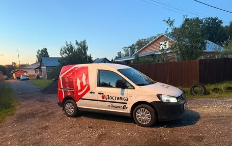 Volkswagen Caddy III рестайлинг, 2012 год, 450 000 рублей, 3 фотография