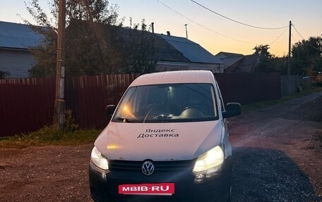 Volkswagen Caddy III рестайлинг, 2012 год, 450 000 рублей, 2 фотография