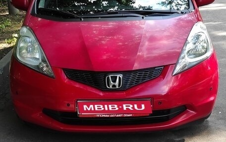 Honda Jazz II рестайлинг, 2009 год, 650 000 рублей, 1 фотография