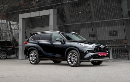 Toyota Highlander, 2026 год, 5 690 000 рублей, 1 фотография