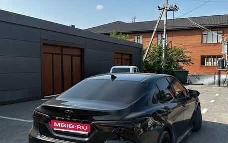 Toyota Camry, 2018 год, 2 200 000 рублей, 7 фотография