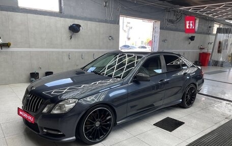 Mercedes-Benz E-Класс, 2011 год, 1 550 000 рублей, 4 фотография
