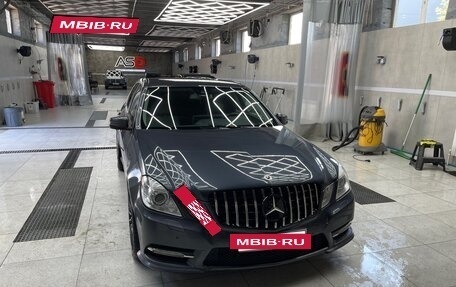 Mercedes-Benz E-Класс, 2011 год, 1 550 000 рублей, 3 фотография