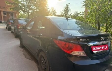 Hyundai Solaris II рестайлинг, 2011 год, 635 000 рублей, 5 фотография