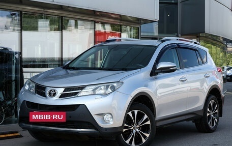 Toyota RAV4, 2014 год, 2 377 000 рублей, 2 фотография
