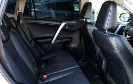 Toyota RAV4, 2014 год, 2 377 000 рублей, 13 фотография
