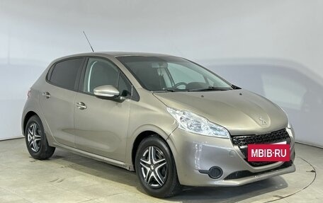 Peugeot 208 II, 2013 год, 375 000 рублей, 4 фотография