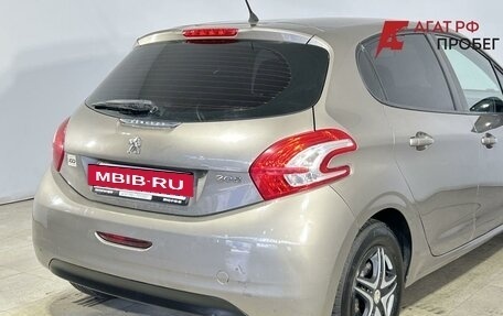Peugeot 208 II, 2013 год, 375 000 рублей, 3 фотография