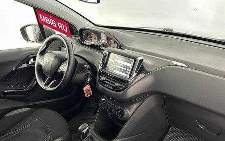 Peugeot 208 II, 2013 год, 375 000 рублей, 17 фотография