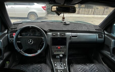 Mercedes-Benz E-Класс, 1997 год, 480 000 рублей, 6 фотография