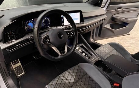 Volkswagen Golf VIII, 2022 год, 2 150 000 рублей, 8 фотография