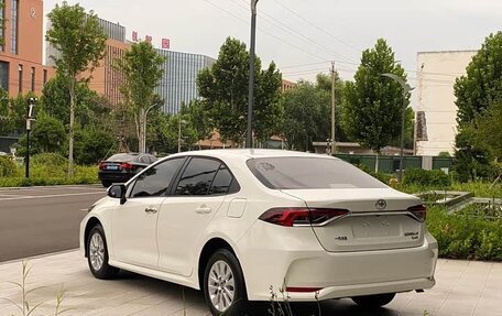 Toyota Corolla, 2022 год, 1 170 000 рублей, 5 фотография