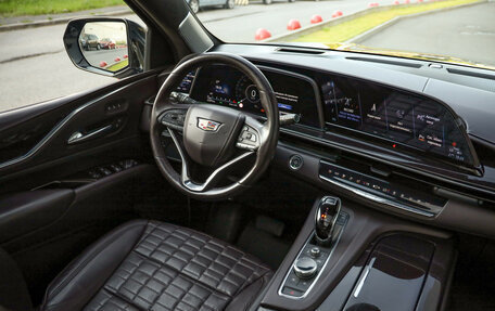 Cadillac Escalade V, 2021 год, 10 200 000 рублей, 13 фотография