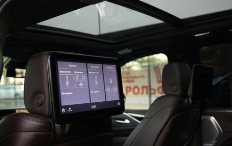 Cadillac Escalade V, 2021 год, 10 200 000 рублей, 26 фотография