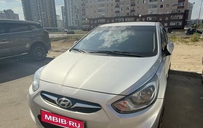 Hyundai Solaris II рестайлинг, 2012 год, 650 000 рублей, 1 фотография