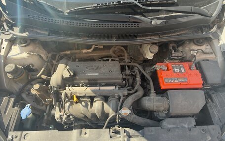 Hyundai Solaris II рестайлинг, 2012 год, 650 000 рублей, 3 фотография