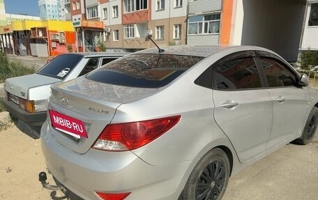 Hyundai Solaris II рестайлинг, 2012 год, 650 000 рублей, 18 фотография