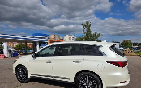 Infiniti QX60 I рестайлинг, 2017 год, 2 670 000 рублей, 2 фотография