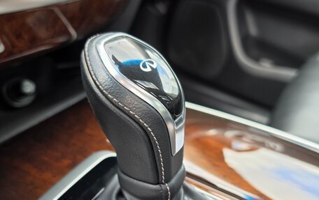 Infiniti QX60 I рестайлинг, 2017 год, 2 670 000 рублей, 16 фотография