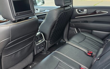 Infiniti QX60 I рестайлинг, 2017 год, 2 670 000 рублей, 26 фотография