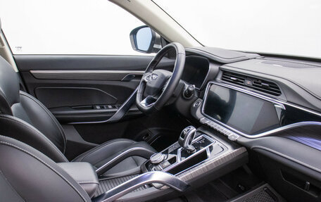 Geely Atlas, 2022 год, 1 745 000 рублей, 10 фотография