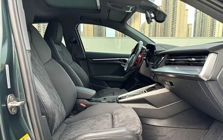 Audi A3, 2023 год, 2 300 000 рублей, 13 фотография