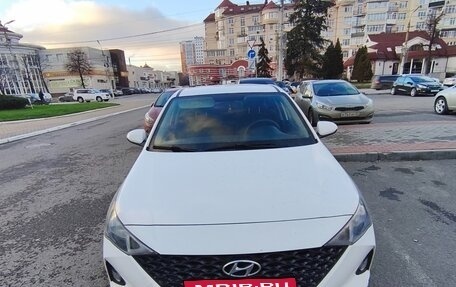 Hyundai Solaris II рестайлинг, 2021 год, 1 395 000 рублей, 4 фотография