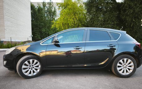 Opel Astra J, 2011 год, 820 000 рублей, 8 фотография