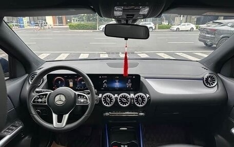 Mercedes-Benz GLA, 2023 год, 2 550 000 рублей, 14 фотография