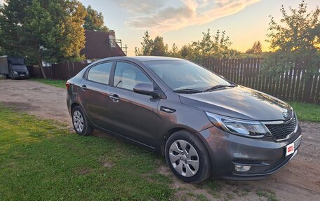 KIA Rio III рестайлинг, 2015 год, 599 000 рублей, 3 фотография