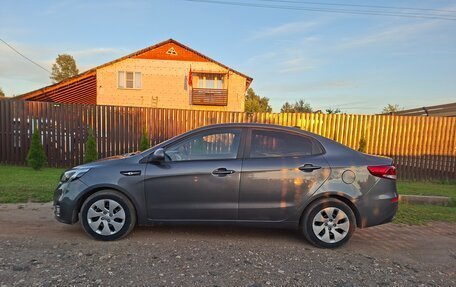 KIA Rio III рестайлинг, 2015 год, 599 000 рублей, 4 фотография