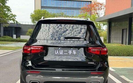 Mercedes-Benz GLB, 2022 год, 2 700 000 рублей, 6 фотография