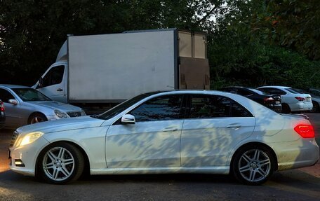 Mercedes-Benz E-Класс, 2013 год, 1 550 000 рублей, 11 фотография