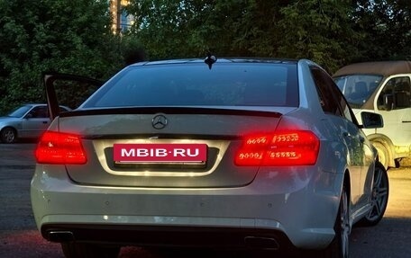 Mercedes-Benz E-Класс, 2013 год, 1 550 000 рублей, 9 фотография