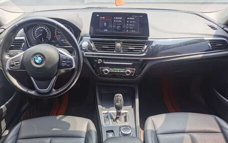 BMW 1 серия, 2023 год, 1 900 000 рублей, 11 фотография