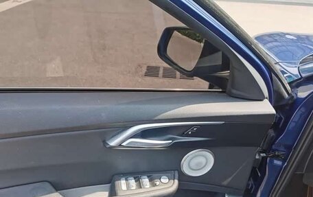 BMW 1 серия, 2023 год, 1 900 000 рублей, 12 фотография