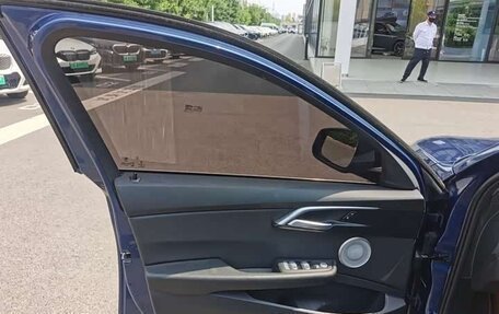 BMW 1 серия, 2023 год, 1 900 000 рублей, 15 фотография