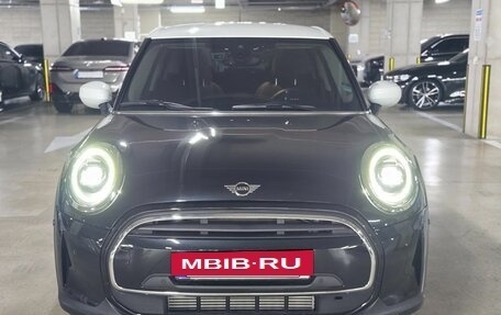 MINI Hatch, 2023 год, 2 050 000 рублей, 2 фотография