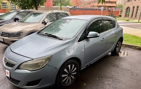 Opel Astra J, 2010 год, 450 000 рублей, 6 фотография