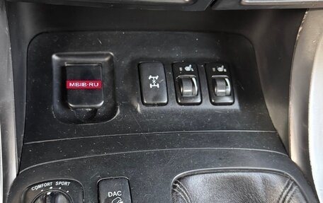 Toyota Land Cruiser Prado 120 рестайлинг, 2007 год, 1 600 000 рублей, 19 фотография