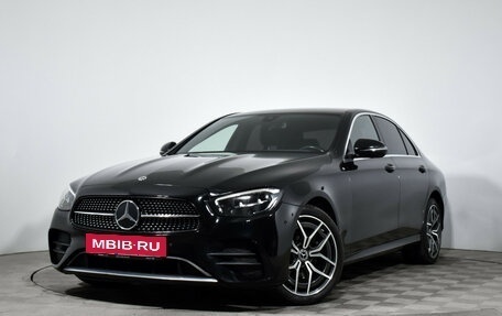 Mercedes-Benz E-Класс, 2021 год, 3 860 000 рублей, 2 фотография