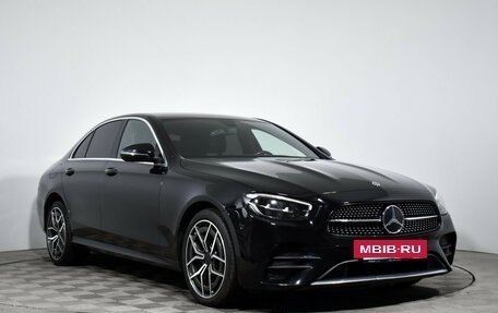 Mercedes-Benz E-Класс, 2021 год, 3 860 000 рублей, 4 фотография