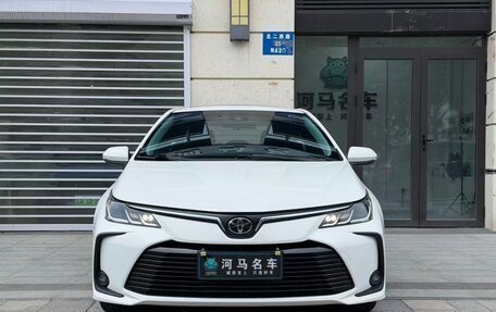 Toyota Corolla, 2022 год, 1 700 000 рублей, 2 фотография