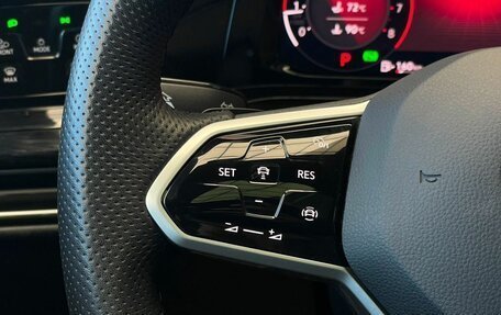 Volkswagen Golf VIII, 2022 год, 2 014 000 рублей, 16 фотография