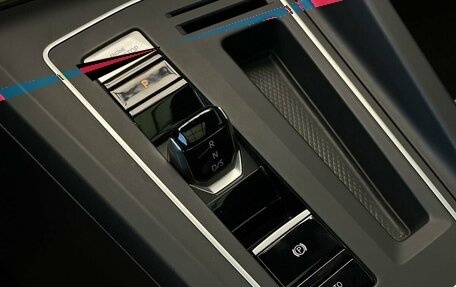 Volkswagen Golf VIII, 2022 год, 2 014 000 рублей, 20 фотография