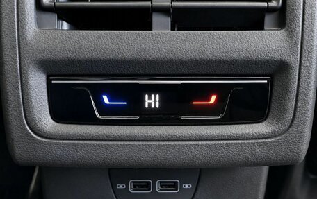 Volkswagen Golf VIII, 2022 год, 2 014 000 рублей, 32 фотография