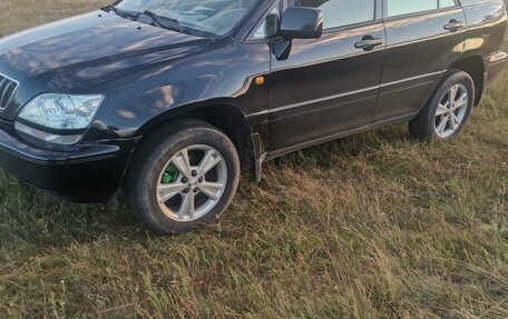 Lexus RX IV рестайлинг, 2002 год, 850 000 рублей, 1 фотография