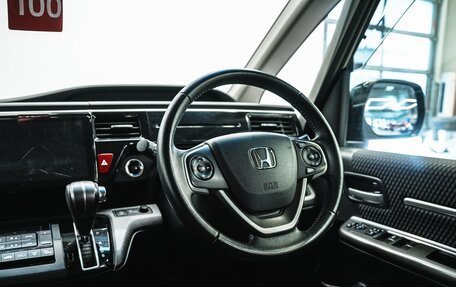 Honda Stepwgn IV, 2016 год, 1 650 000 рублей, 14 фотография